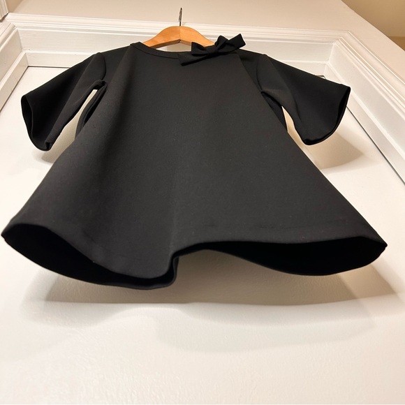 Ann Taylor Black Bow Blouse - Size Medium - Picture 3 of 10